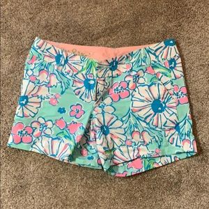 Size 2 Lilly Pulitzer Callahan shorts